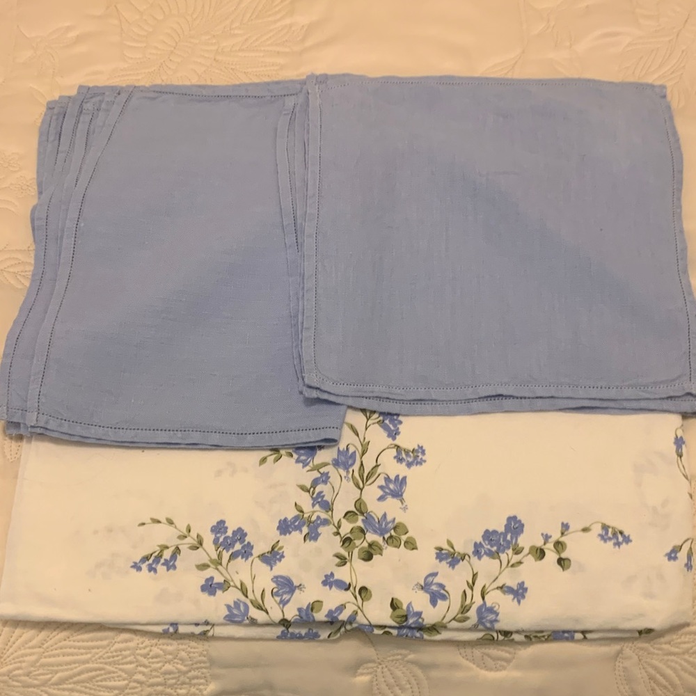 Vintage Blue and White Kitchen Linens